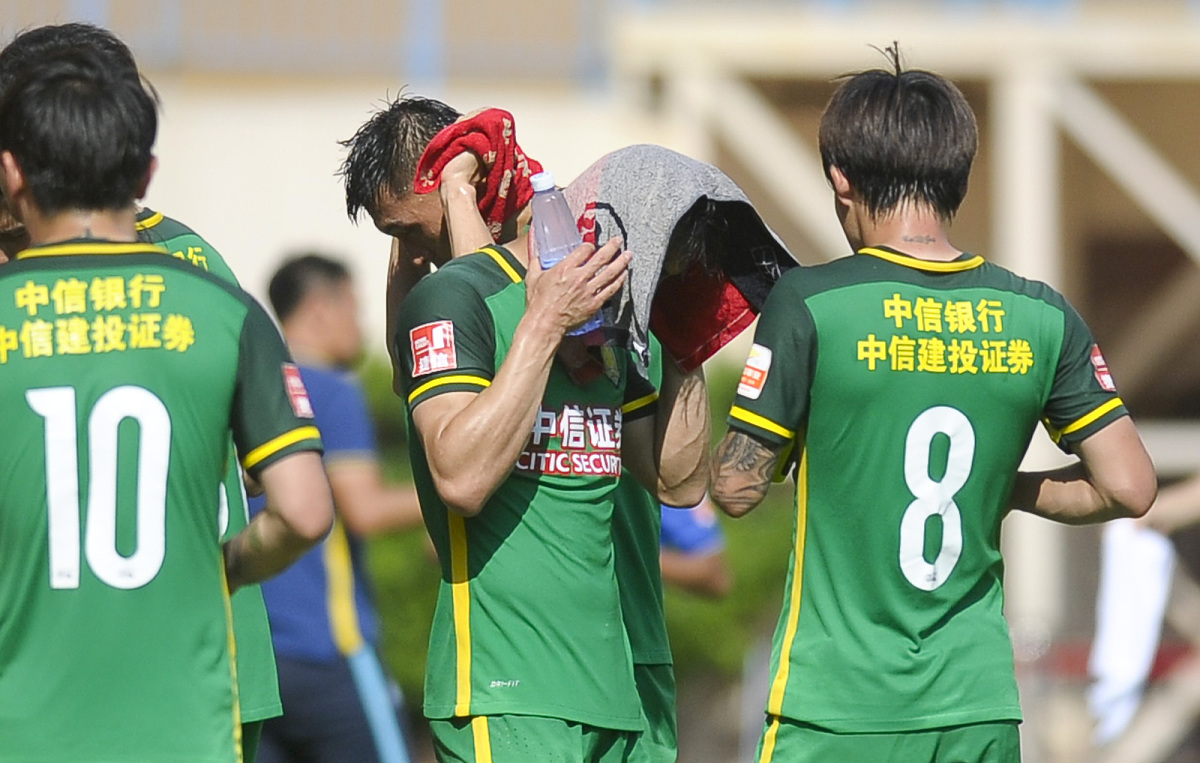 体育直播APP关于德甲赛程吃紧，武汉三镇集结日防线松动，底气十足，资深球员宣示担当的信息