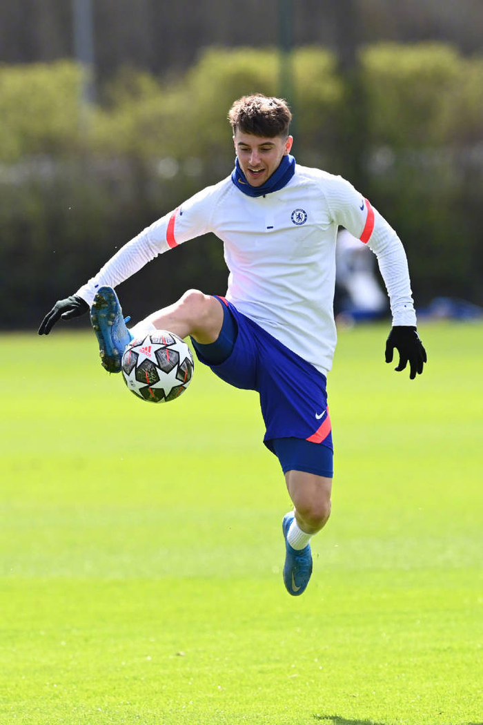 九游体育社区今晨犹他爵士调整名单以备NBA季后赛今晨切尔西备战欧冠，网友：金州勇士止住颓势备战意甲的简单介绍